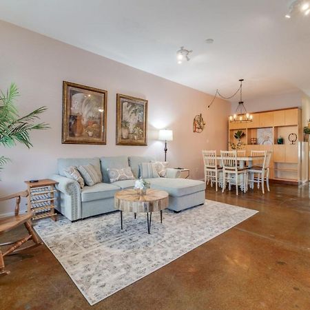 Southern Charmer-Historic District Downtown-Front Porch-Walk Score 90!!-Private Parking-1 Minute To Forsyth Park Савана Екстериор снимка